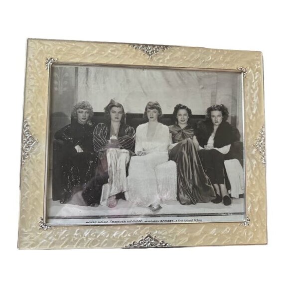 VTG Photo of Bette Davis & Women Cast from "Marked Woman" from the Cozy Theater - Picture 2 of 7